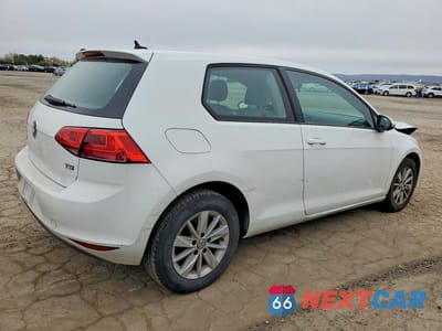 Trzecie zdjęcie samochodu z tyłu: 2016 VOLKSWAGEN GOLF BASE VIN:3VW917AU0GM006013 - miniatura