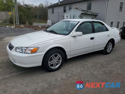 2001 TOYOTA CAMRY CE 4T1BG22K91U766023 - główne zdjęcie licytacji z USA - miniatura