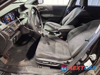 Zdjęcie 7 z 12 samochodu: 2016 HONDA ACCORD EX VIN:1HGCR2F08GA022288 - miniatura