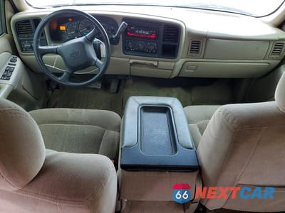 Zdjęcie 8 z 13 samochodu: 2002 CHEVROLET SUBURBAN C1500 VIN:1GNEC16Z52J332111 - miniatura