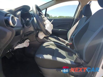 Zdjęcie 7 z 12 samochodu: 2024 NISSAN VERSA SV VIN:3N1CN8EV3RL901206 - miniatura