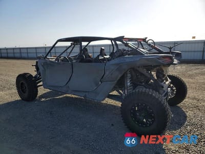 Trzecie zdjęcie samochodu z tyłu: 2021 CAN-AM MAVERICK X3 UTILITY VEHICLE VIN:3JBVNAV26MK000416 - miniatura