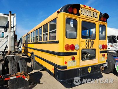 Trzecie zdjęcie samochodu z tyłu: 2011 IC CORPORATION CE SERIES SCHOOL - SCHOOL BUS VIN:4DRBUSKN8BB374814 - miniatura