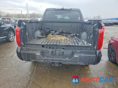 Zdjęcie 6 z 12 samochodu: 2025 TOYOTA TUNDRA SR VIN:5TFKB5DB1SX296748 - miniatura