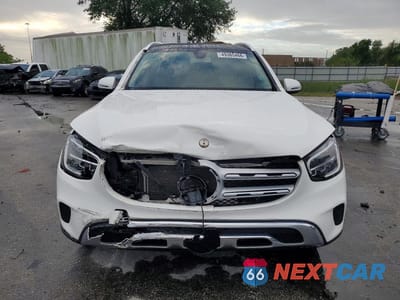 Piąte zdjęcie samochodu w środku: 2020 MERCEDES-BENZ GLC 300 VIN:W1N0G8DB4LV261833 - miniatura