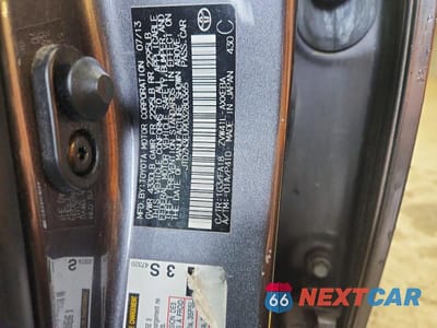 Zdjęcie 12 z 12 samochodu: 2013 TOYOTA PRIUS V TWO VIN:JTDZN3EU9D3280365 - miniatura