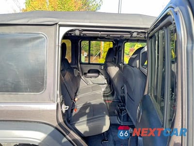 Zdjęcie 6 z 10 samochodu: 2018 JEEP WRANGLER UNLIMITED SPORT VIN:1C4HJXDG8JW171528 - miniatura