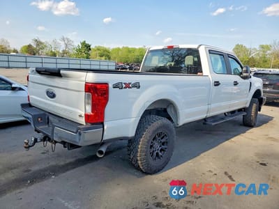 Trzecie zdjęcie samochodu z tyłu: 2018 FORD F250 SUPER DUTY VIN:1FT7W2B66JEC85950 - miniatura