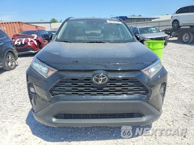 Piąte zdjęcie samochodu w środku: 2021 TOYOTA RAV4 XLE PREMIUM VIN:2T3C1RFV0MC123303 - miniatura