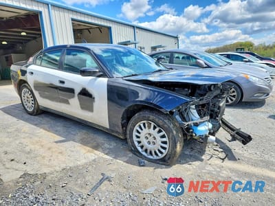 Czwarte zdjęcie samochodu z boku: 2018 DODGE CHARGER POLICE VIN:2C3CDXKT6JH266268 - miniatura