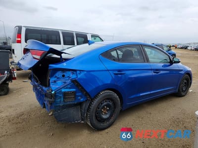 Trzecie zdjęcie samochodu z tyłu: 2018 HYUNDAI ELANTRA SEL VIN:KMHD84LF7JU453992 - miniatura