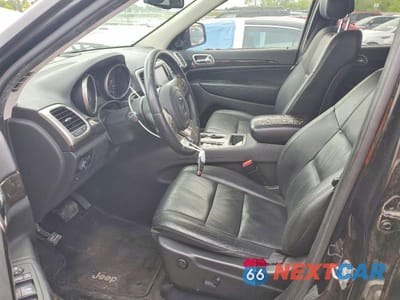 Zdjęcie 7 z 12 samochodu: 2013 JEEP GRAND CHEROKEE LAREDO VIN:1C4RJEAG7DC558378 - miniatura