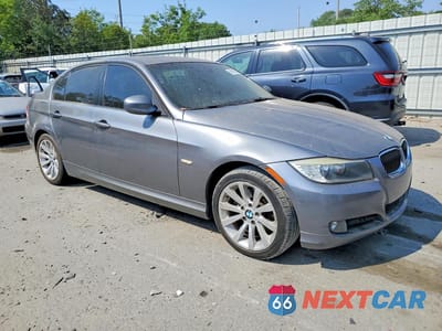 Czwarte zdjęcie samochodu z boku: 2011 BMW 328 I VIN:WBAPH7C57BE131257 - miniatura