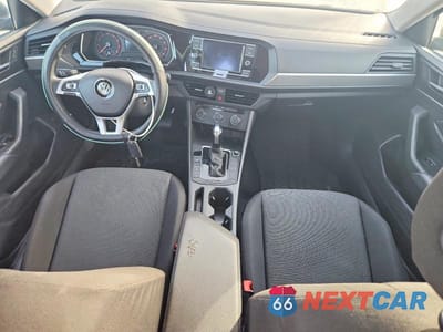 Zdjęcie 8 z 12 samochodu: 2019 VOLKSWAGEN JETTA S VIN:3VWC57BU9KM110596 - miniatura