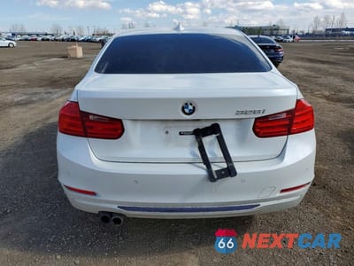 Zdjęcie 6 z 12 samochodu: 2012 BMW 328 I VIN:WBA3A5C53CF349554 - miniatura