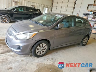 2017 HYUNDAI ACCENT SE KMHCT5AE2HU323137 - główne zdjęcie licytacji z USA - miniatura