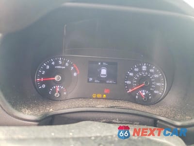 Zdjęcie 9 z 12 samochodu: 2021 KIA SOUL LX VIN:KNDJ23AU9M7736546 - miniatura