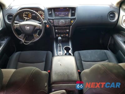Zdjęcie 8 z 13 samochodu: 2018 NISSAN PATHFINDER SV VIN:5N1DR2MM9JC671114 - miniatura