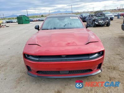 Piąte zdjęcie samochodu w środku: 2025 DODGE CHARGER DAYTONA R VIN:2C3CDBCK8SR543023 - miniatura