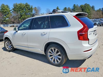 Drugie zdjęcie samochodu z przodu: 2016 VOLVO XC90 T6 VIN:YV4A22PK5G1058379 - miniatura