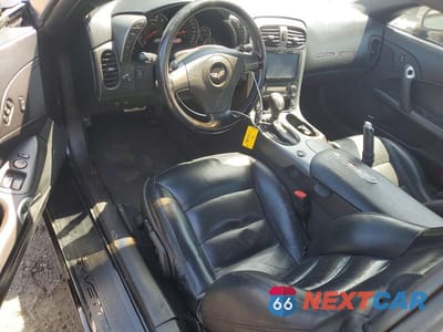 Zdjęcie 8 z 12 samochodu: 2006 CHEV CORVETTE VIN:1G1YY36U565109954 - miniatura
