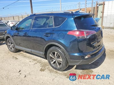 Drugie zdjęcie samochodu z przodu: 2017 TOYOTA RAV4 XLE VIN:JTMWFREVXHD105019 - miniatura