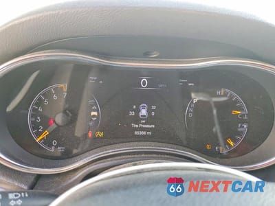 Zdjęcie 9 z 12 samochodu: 2017 JEEP GRAND CHEROKEE LAREDO VIN:1C4RJEAG1HC956076 - miniatura