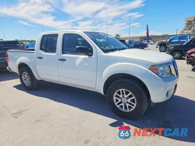 Czwarte zdjęcie samochodu z boku: 2017 NISSAN FRONTIER SV VIN:1N6AD0ERXHN707487 - miniatura
