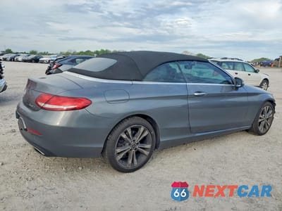 Trzecie zdjęcie samochodu z tyłu: 2017 MERCEDES-BENZ C 300 4MATIC VIN:WDDWK4KB5HF525340 - miniatura