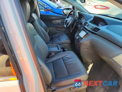 Zdjęcie 7 z 13 samochodu: 2016 HONDA ODYSSEY TOURING VIN:5FNRL5H94GB045551 - miniatura