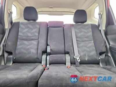 Zdjęcie 10 z 14 samochodu: 2016 NISSAN ROGUE S VIN:JN8AT2MT8GW011349 - miniatura