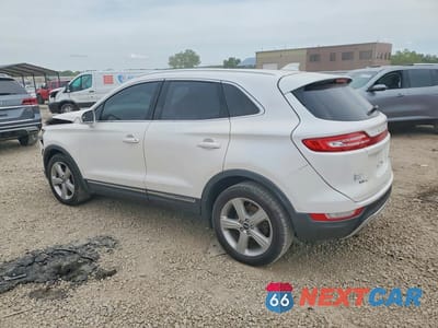 Drugie zdjęcie samochodu z przodu: 2017 LINCOLN MKC VIN:5LMCJ1C98HUL50046 - miniatura