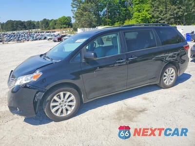 2015 TOYOTA SIENNA XLE 7-PASSENGER 5TDDK3DC7FS104864 - główne zdjęcie licytacji z USA - miniatura