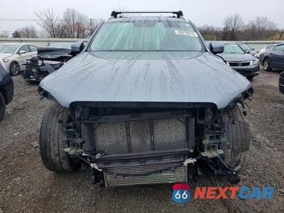 Piąte zdjęcie samochodu w środku: 2018 VOLVO XC90 T6 VIN:YV4A22PL7J1204331 - miniatura