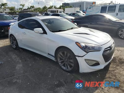 Czwarte zdjęcie samochodu z boku: 2015 HYUNDAI GENESIS COUPE 3.8 ULTIMATE VIN:KMHHU6KJXFU124273 - miniatura