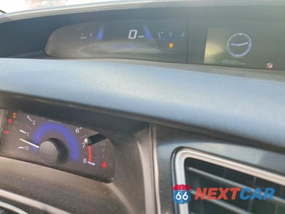 Zdjęcie 9 z 12 samochodu: 2013 HONDA CIVIC LX VIN:19XFB2F57DE245457 - miniatura