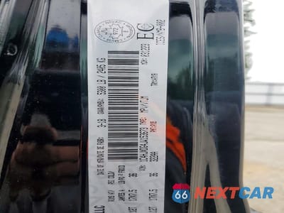 Zdjęcie 13 z 13 samochodu: 2018 JEEP WRANGLER UNLIMITED SPORT VIN:1C4HJXDG4JW153673 - miniatura