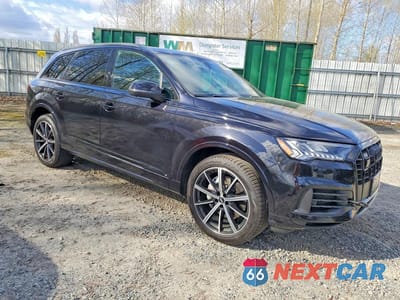 Czwarte zdjęcie samochodu z boku: 2020 AUDI Q7 PREMIUM PLUS VIN:WA1LXAF73LD007115 - miniatura