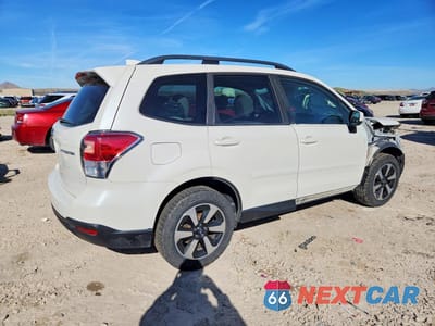 Trzecie zdjęcie samochodu z tyłu: 2018 SUBARU FORESTER 2.5I PREMIUM VIN:JF2SJAGC2JH499903 - miniatura