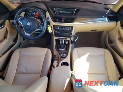 Zdjęcie 8 z 13 samochodu: 2015 BMW X1 XDRIVE28I VIN:WBAVL1C5XFVY25403 - miniatura