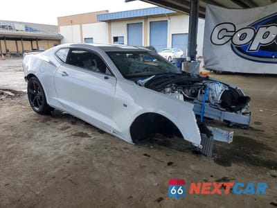 Czwarte zdjęcie samochodu z boku: 2018 CHEVROLET CAMARO SS VIN:1G1FE1R74J0113378 - miniatura
