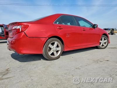 Trzecie zdjęcie samochodu z tyłu: 2014 TOYOTA CAMRY SE VIN:4T1BF1FK9EU826508 - miniatura
