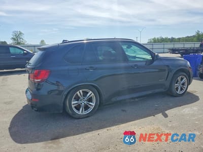 Trzecie zdjęcie samochodu z tyłu: 2016 BMW X5 XDRIVE50I VIN:5UXKR6C53G0J82911 - miniatura