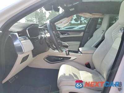 Zdjęcie 7 z 12 samochodu: 2022 JAGUAR F-PACE SVR VIN:SADCZ2EE1NA696926 - miniatura