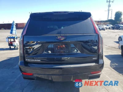 Zdjęcie 6 z 13 samochodu: 2023 CADILLAC ESCALADE PREMIUM LUXURY VIN:1GYS3CKL4PR529279 - miniatura