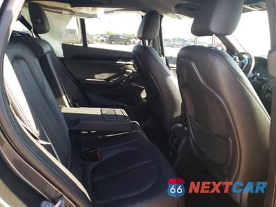 Zdjęcie 11 z 14 samochodu: 2017 BMW X1 XDRIVE28I VIN:WBXHT3C39H5F85148 - miniatura