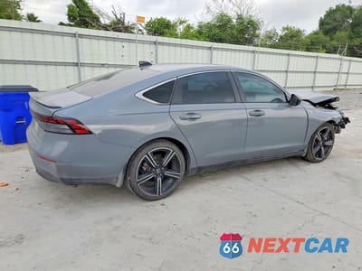 Trzecie zdjęcie samochodu z tyłu: 2025 HONDA ACCORD HYBRID SPORT VIN:1HGCY2F53SA021735 - miniatura