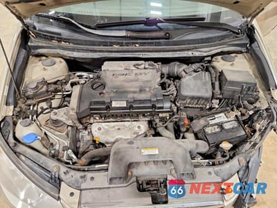 Zdjęcie 11 z 11 samochodu: 2008 HYUNDAI ELANTRA GLS VIN:KMHDU46D98U483124 - miniatura