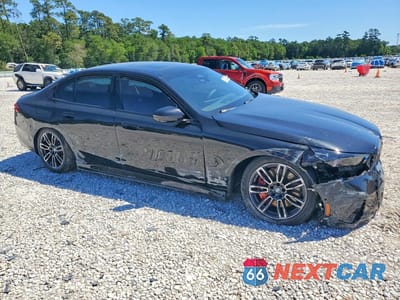 Czwarte zdjęcie samochodu z boku: 2026 BMW 540 XI VIN:WBA63FJ01TCX06526 - miniatura