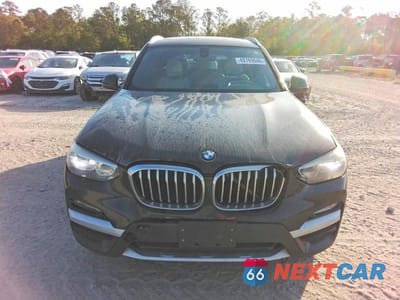 Piąte zdjęcie samochodu w środku: 2018 BMW X3 XDRIVE30I VIN:5UXTR9C56JLD65282 - miniatura